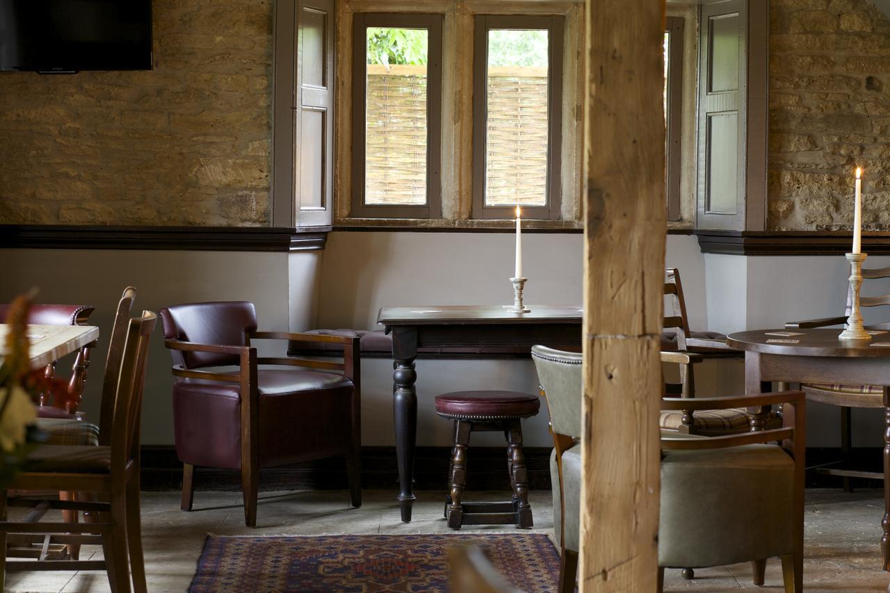 Pear Tree Inn Whitley Whitley (Wiltshire) Exterior foto