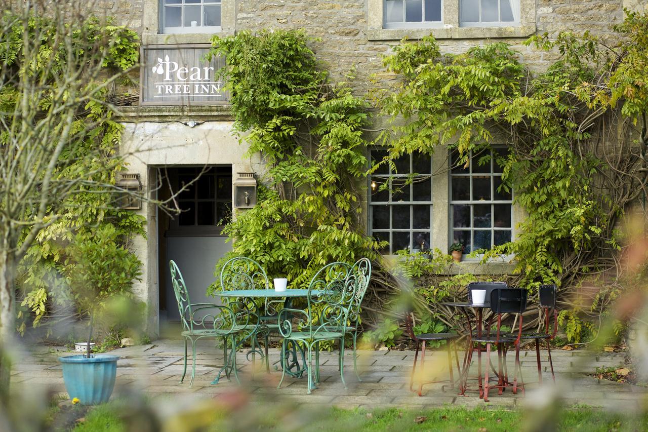 Pear Tree Inn Whitley Whitley (Wiltshire) Exterior foto